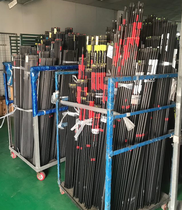 Cross Country Ski Poles both recreational skiers and professional athletes aiming for sports gold. Find the pole that suits carbon pole factory OEM logo